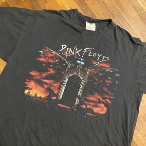 Vintage ‘97 Pink Floyd The Wall T-shirt